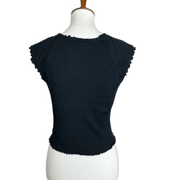 Free People Louie Louie Tee, Cropped Button up, Lettuce Hem, Black, Size S - Picture 3 of 7